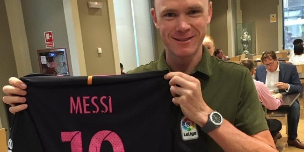 Messi le regaló sus botines firmados al ciclista Chris Froome