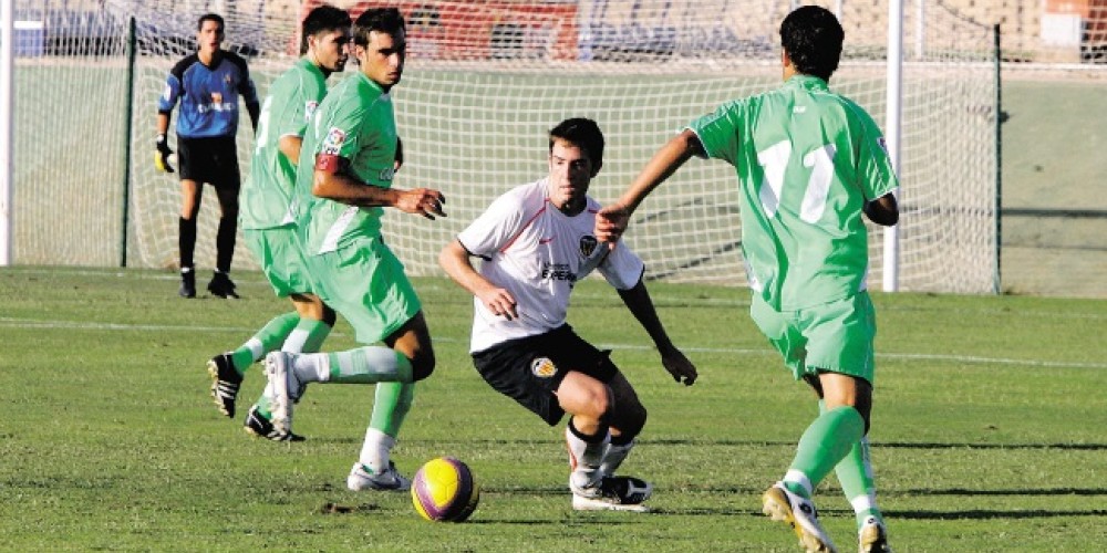 &iquest;Qu&eacute; equipo tiene el plantel m&aacute;s joven y cu&aacute;l el m&aacute;s longevo del f&uacute;tbol internacional?