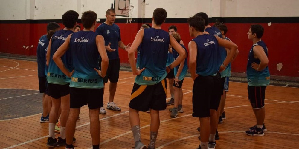 Vuele el Campus Spalding con la presencia de figuras de la Generación Dorada