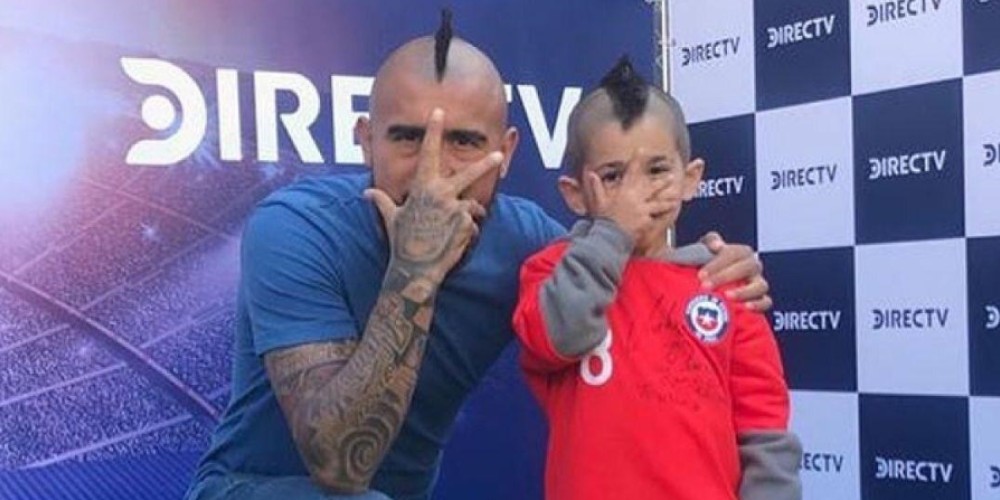 Adri&aacute;n cumple su sue&ntilde;o y conoce a Arturo Vidal