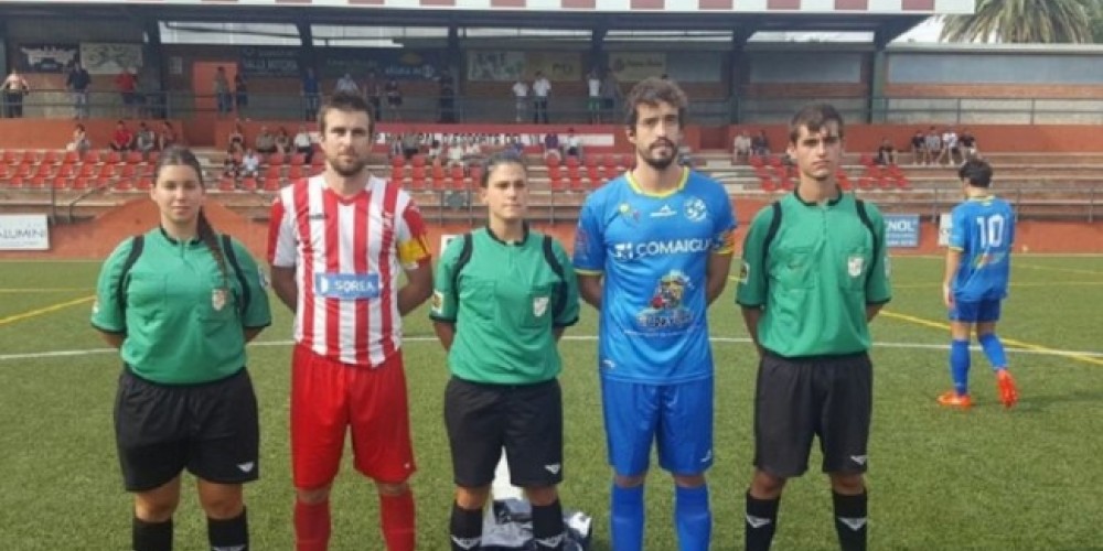 Una &aacute;rbitra suspendi&oacute; un partido por machismo