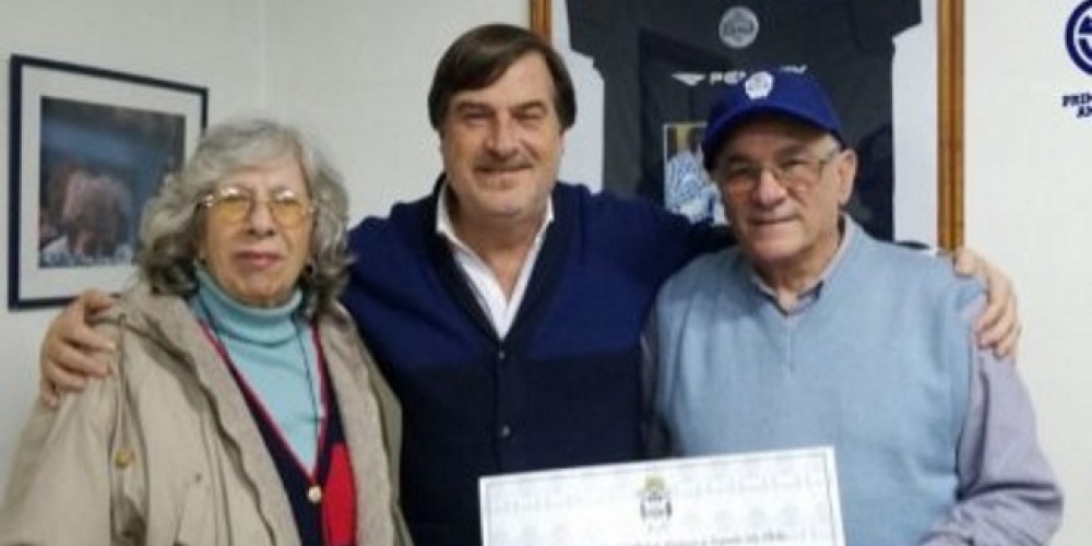 Una pareja de hinchas de Gimnasia de La Plata le dejaron todos sus bienes al club para ayudar al fútbol formativo