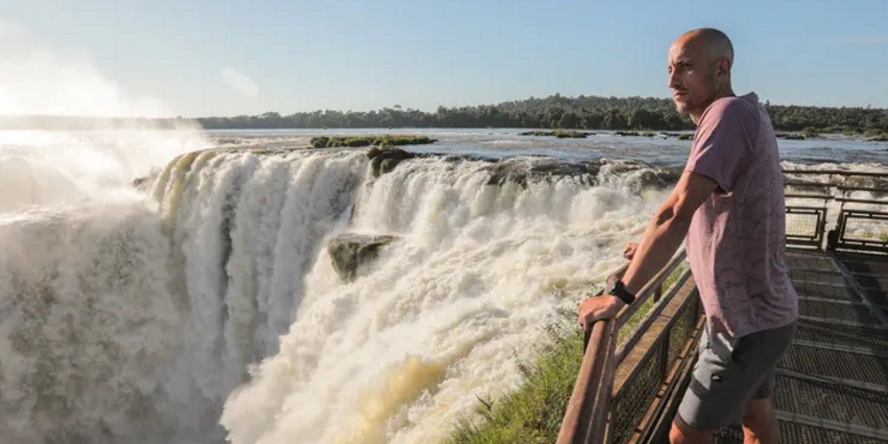 Ginobili promociona las Cataratas de Iguazú a través de un video que llegó hasta al presidente