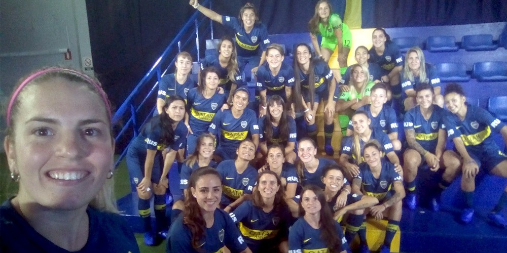 Ins&oacute;lito: Una jugadora de Boca luci&oacute; una camiseta con Nike y Puma como sponsors