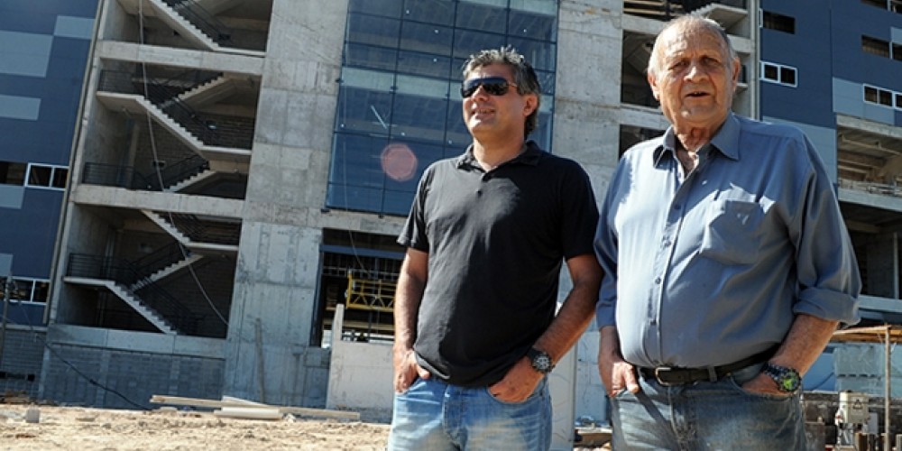 Tres glorias de Pe&ntilde;arol visitaron el Estadio
