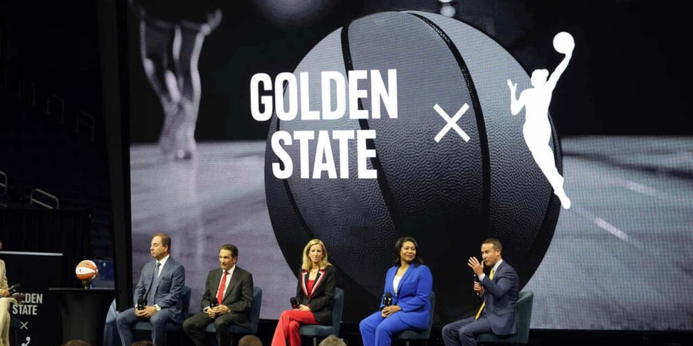 Los Golden State Warriors confirmaron que tendr&aacute;n un equipo femenino de b&aacute;squet