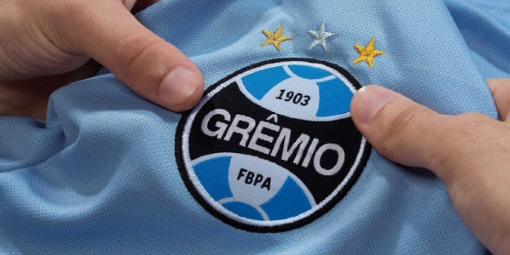 Topper presentó la nueva camiseta del Gremio