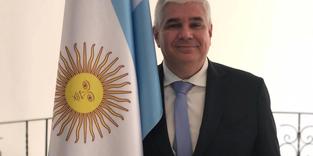 Guillermo Nicol&aacute;s, embajador argentino en Qatar: &quot;Argentina estar&iacute;a entre los cinco pa&iacute;ses que m&aacute;s gente traer&iacute;a al Mundial&quot;
