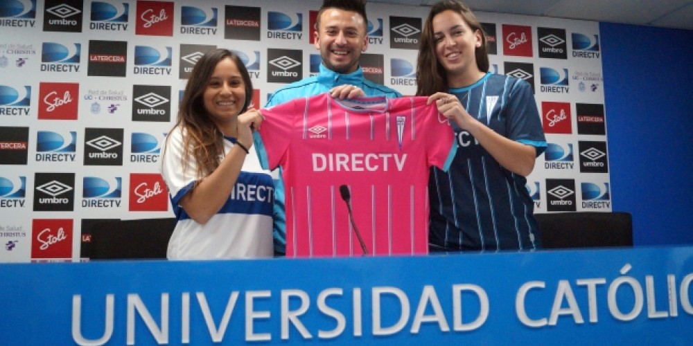 U Cat&oacute;lica lanz&oacute; una camiseta femenina para concientizar sobre prevenci&oacute;n del c&aacute;ncer de mama