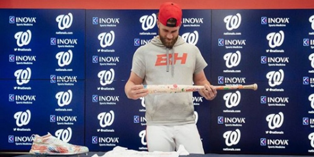 La divertida acción que realizó un jugador de baseball con chicos y chicas que padecen graves enfermedades