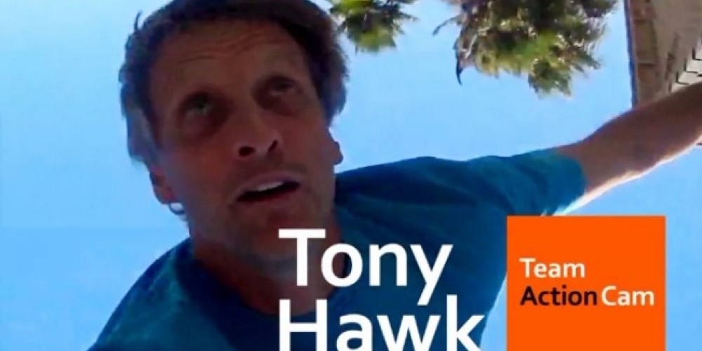 Tony Hawk se une con Sony para promocionar una de sus cámaras