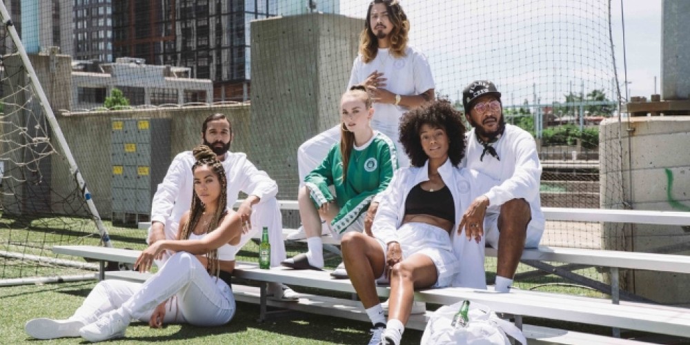 Heineken se al&iacute;a con Kappa para lanzar una colecci&oacute;n de indumentaria &uacute;nica en el mercado
