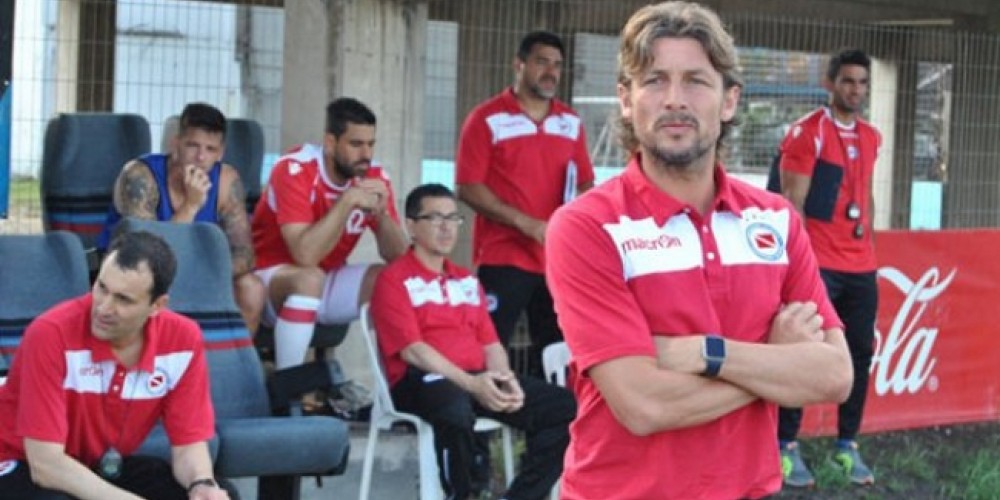 Heinze ascendi&oacute; a Argentinos y ya tiene su propia canci&oacute;n 