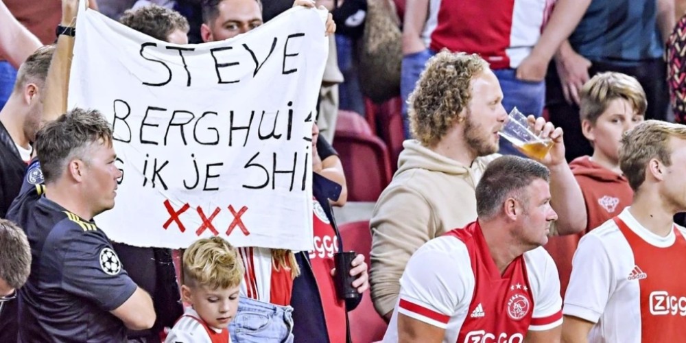 Los hinchas del Ajax no les podr&aacute;n &quot;manguear&quot; m&aacute;s camisetas a sus futbolistas