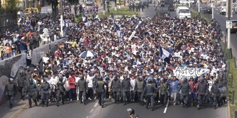 El gobierno peruano prohibió la acumulación de hinchas antes y después de los partidos
