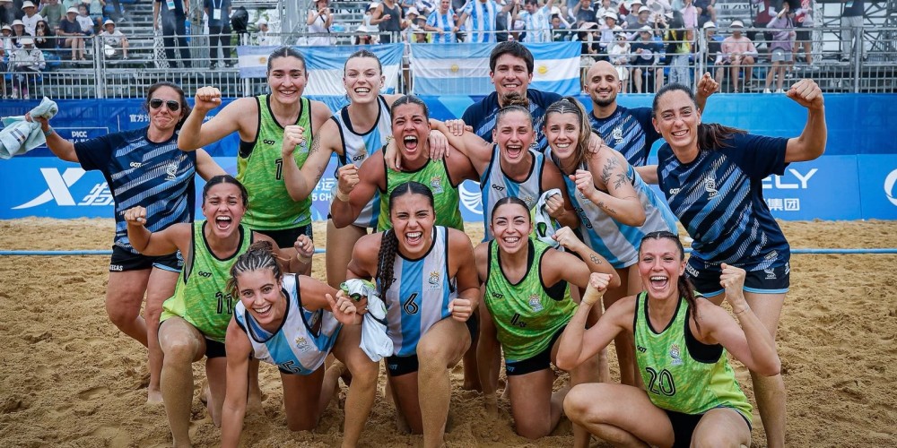 Histórico: las Kamikazes ganan el oro en los Juegos Mundiales de beach handball