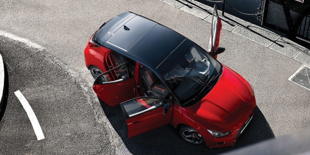 Hyundai presentó en Detroit el nuevo Veloster que llegará a la Argentina