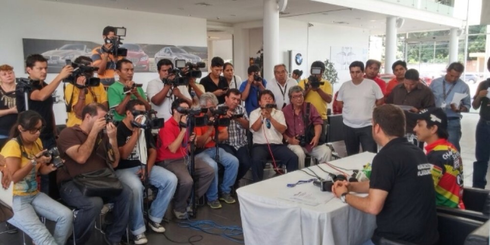 Toda Bolivia habla de la presentaci&oacute;n del Chavo Salvatierra