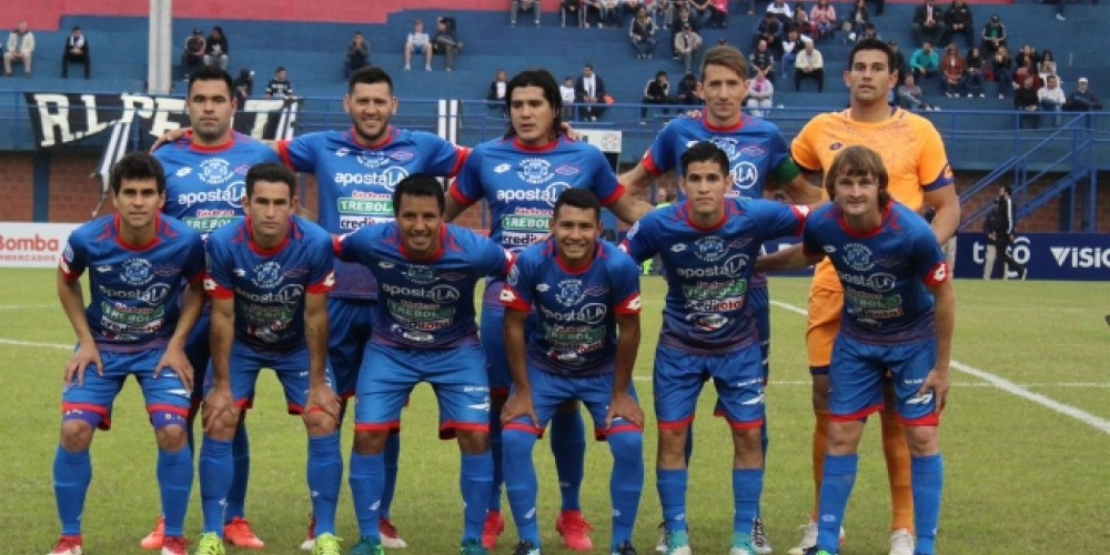 El equipo sudamericano vestido por dos marcas al mismo tiempo