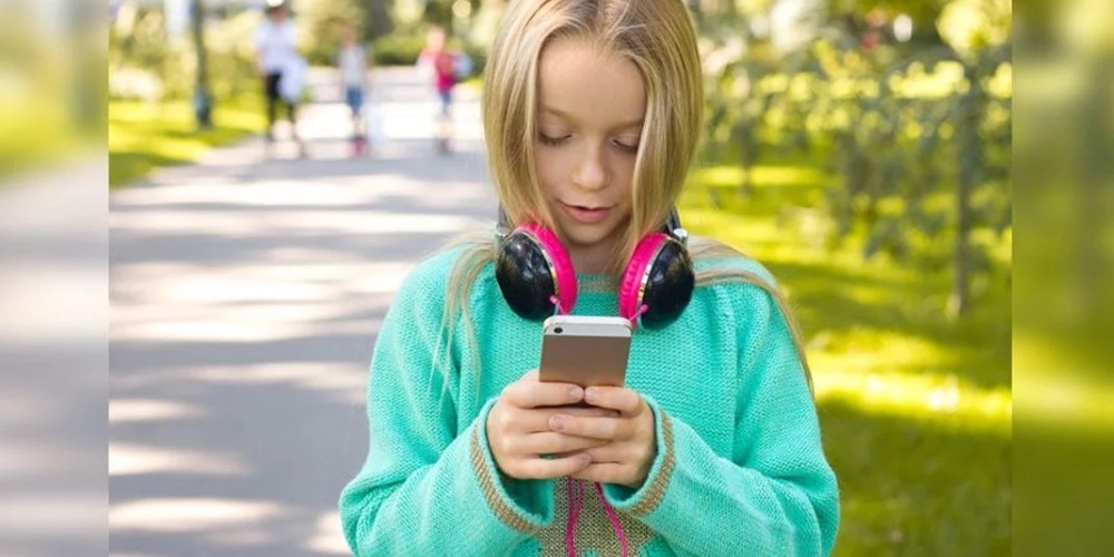 Un estudio revela que la profesi&oacute;n de influencer pasa a ser una de las m&aacute;s populares entre los ni&ntilde;os