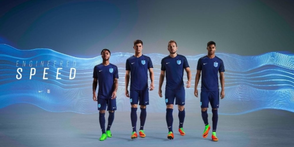Inglaterra reveló su nuevo uniforme mediante un elegante e innovador diseño