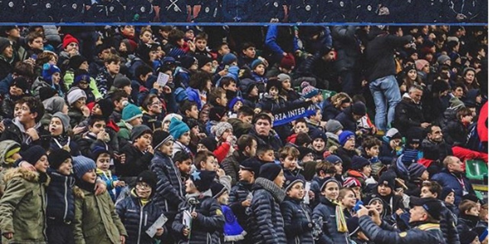 11.500 ni&ntilde;os presentes en un partido que iba a ser a puertas cerradas &iquest;se habr&aacute; marcado un precedente?