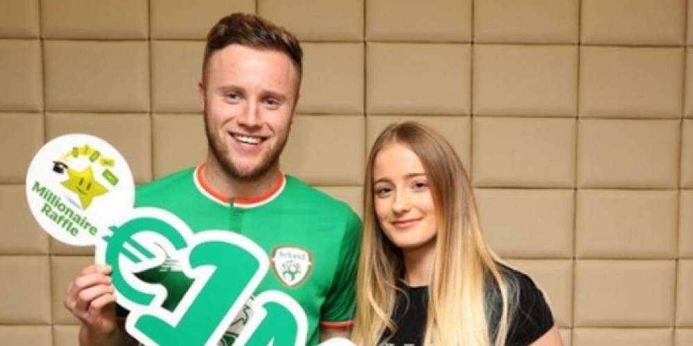 El futbolista que ganó un millón de euros en la lotería de su país