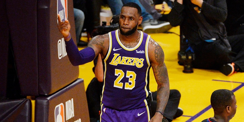LeBron James se al&iacute;a con DAZN para producir documentales deportivos