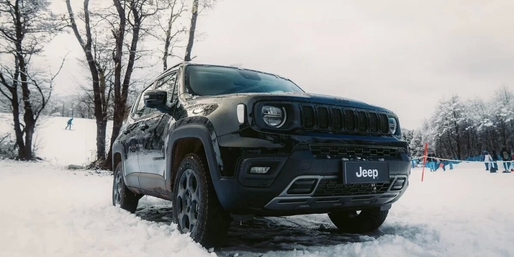 Jeep® presente este invierno en Lago Hermoso