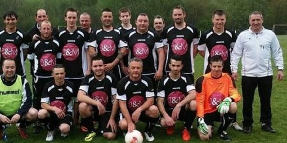 Un equipo del ascenso belga tiene como patrocinador a un sitio para adultos