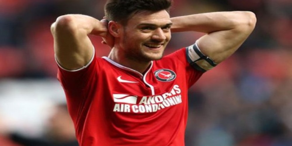 Un jugador ingl&eacute;s les devolver&aacute; el dinero a sus hinchas tras una derrota