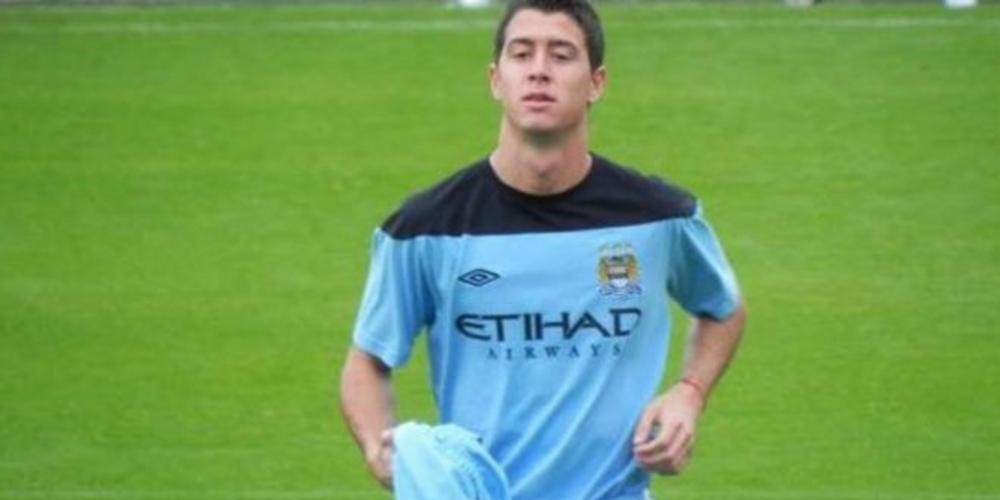 El delantero de San Telmo que jugó en Manchester City