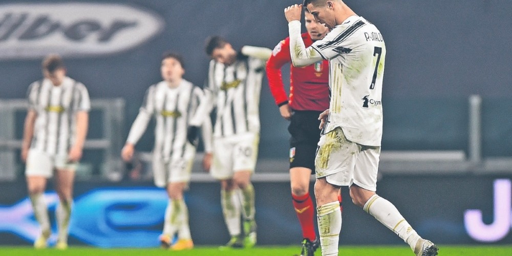 Con el recuerdo de “Calciopoli”, Juventus podría perder su lugar en la Serie A