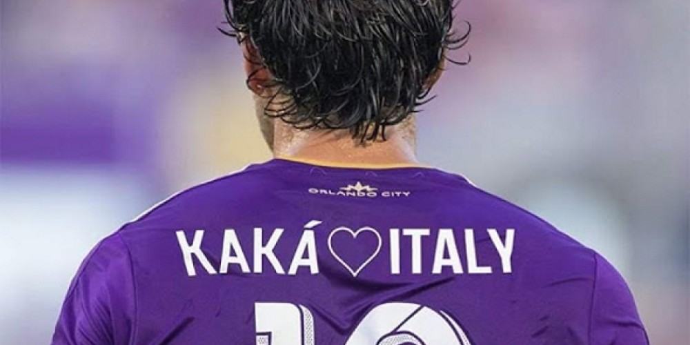 Kak&aacute; don&oacute; una camiseta para las v&iacute;ctimas del terremoto en Italia
