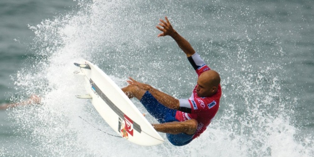 El ex Baywatch que inventó una ola artificial que revolucionó el surfeo