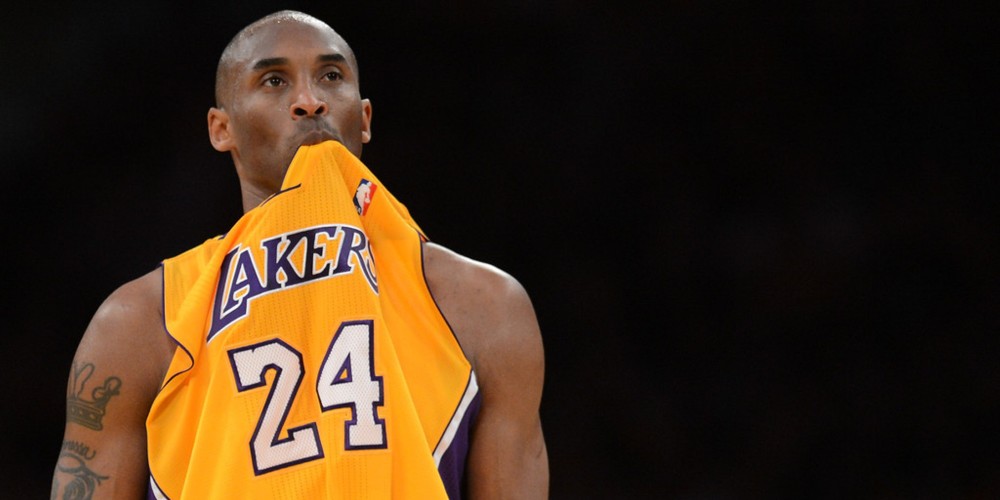 Cerca de 100 objetos en la primera gran subasta de Kobe Bryant