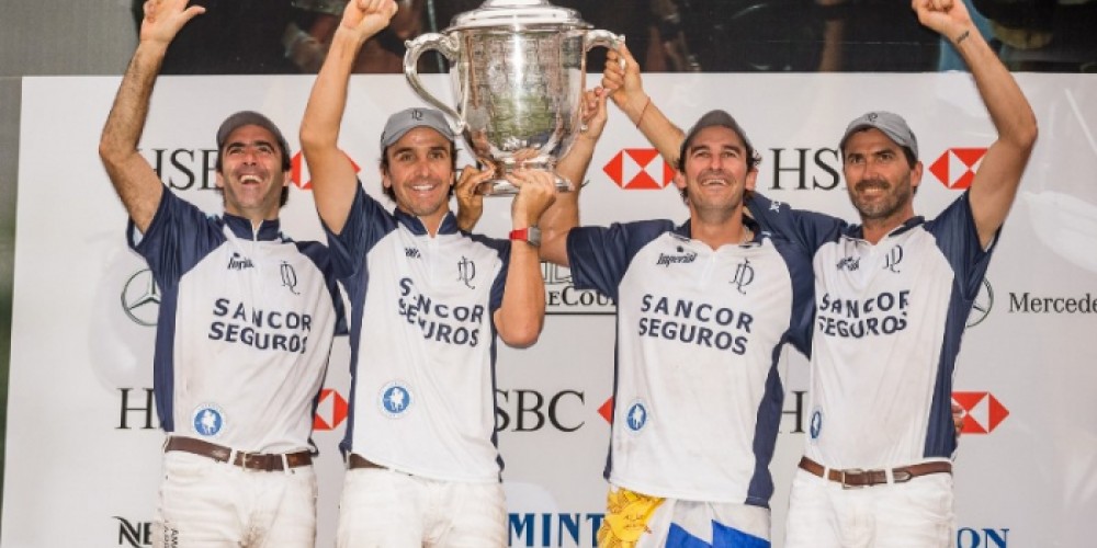 La Dolfina hizo historia y gan&oacute; su tercera Triple Corona