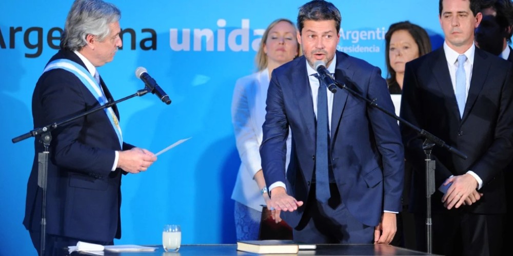 Clubes de barrio, hinchas visitantes y atletas olímpicos: los detalles de la nueva gestión de Matías Lammens