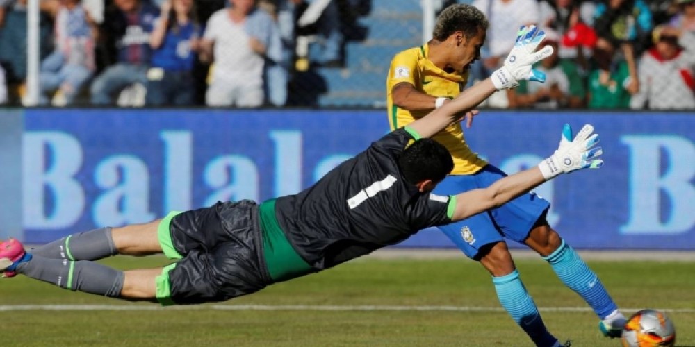 Carlos Lampe &iquest;qui&eacute;n es el arquero que pretende Boca y c&oacute;mo cotiza en relaci&oacute;n a los otros arqueros del plantel?