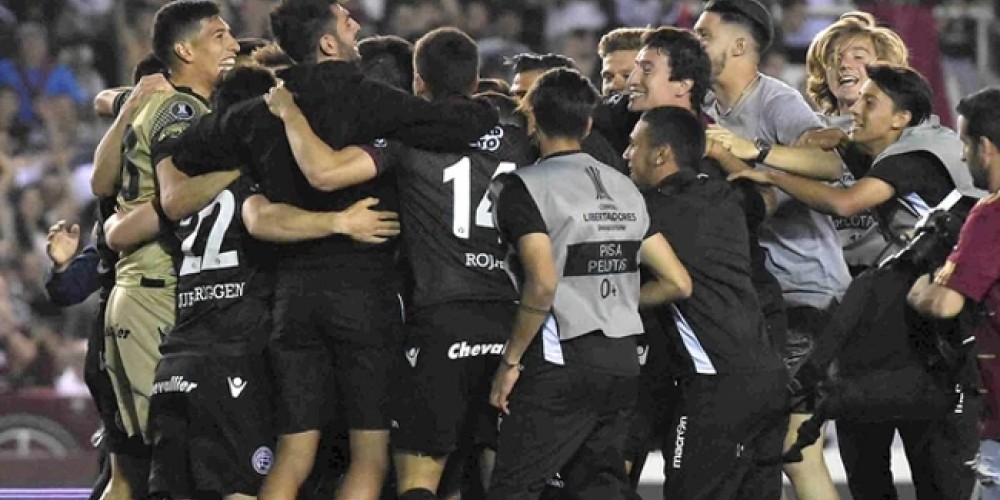 &iquest;Cu&aacute;nto dinero se embols&oacute; Lan&uacute;s y perdi&oacute; River por acceder a la final de la Libertadores?