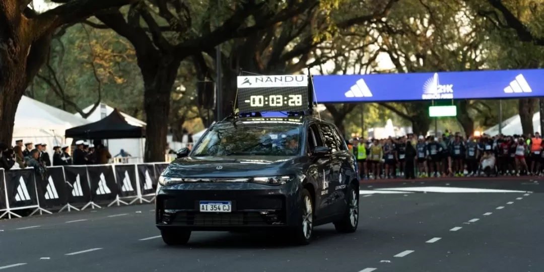 Leapmotor acerca el futuro de la movilidad a los principales eventos deportivos de Buenos Aires