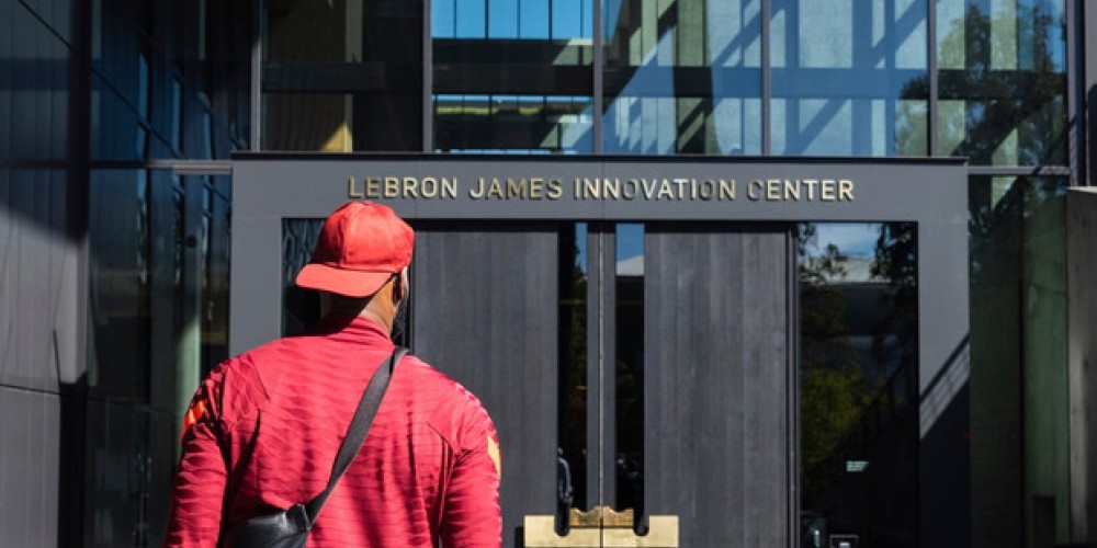 Nike inauguró un Centro de innovación deportiva en honor a LeBron James