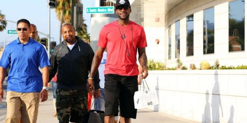 LeBron James y su casa de m&aacute;s de 20 millones de d&oacute;lares