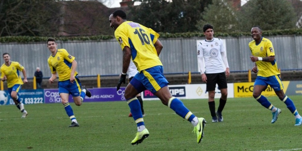 Jefferson Lee Louis, el jugador que superó a Abreu en el número de equipos jugados