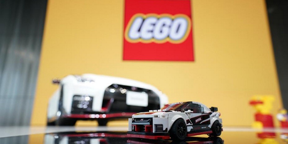 Para los fanáticos de los autos, LEGO le da vida al emblemático Nissan GT-R NISMO