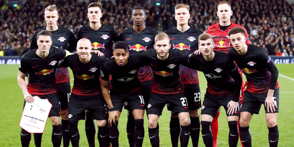 El ins&oacute;lito motivo por el que los jugadores del Leipzig usaron camisetas con distintos tipos de sponsors en la Champions 