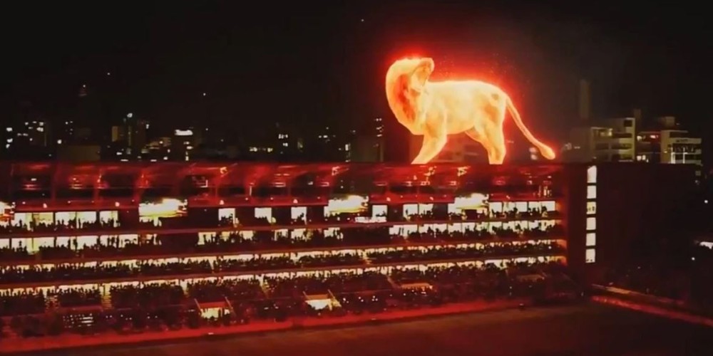 La historia del león de fuego de Estudiantes y la empresa que lo realizó