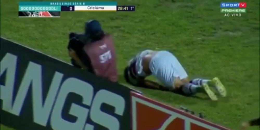 La ins&oacute;lita lesi&oacute;n de un jugador brasile&ntilde;o mientras festejaba su gol
