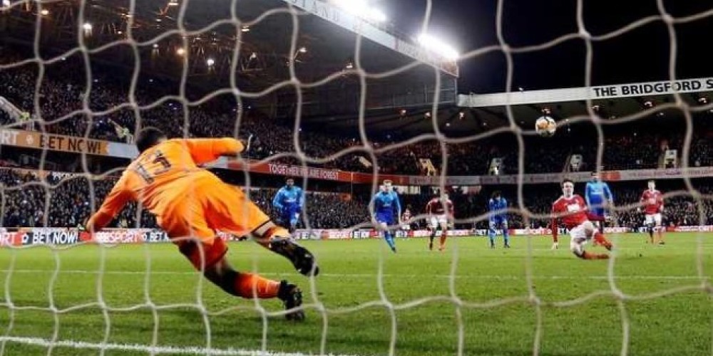 El penal &ldquo;a lo Palermo&rdquo; que gener&oacute; pol&eacute;mica en Inglaterra