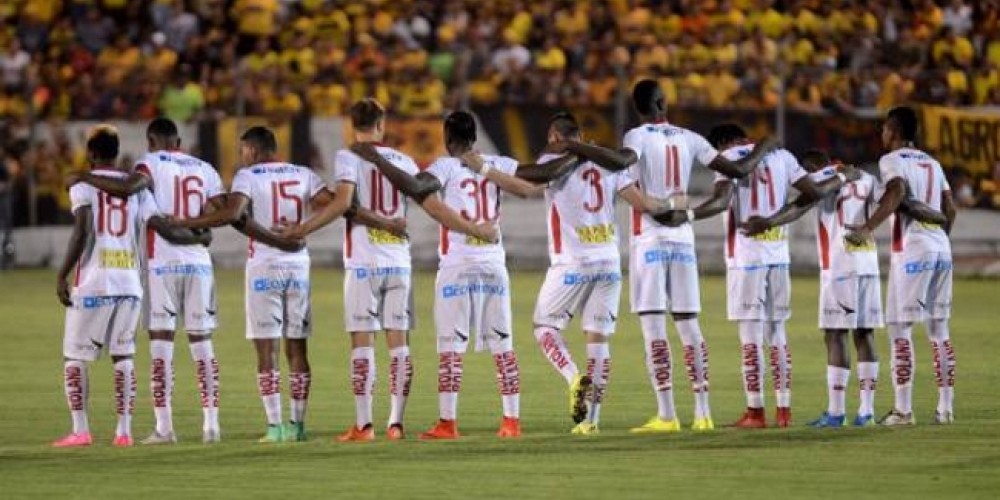 Ecuador: Renunció el presidente, no cobran hace cinco meses y no se presentaron a jugar